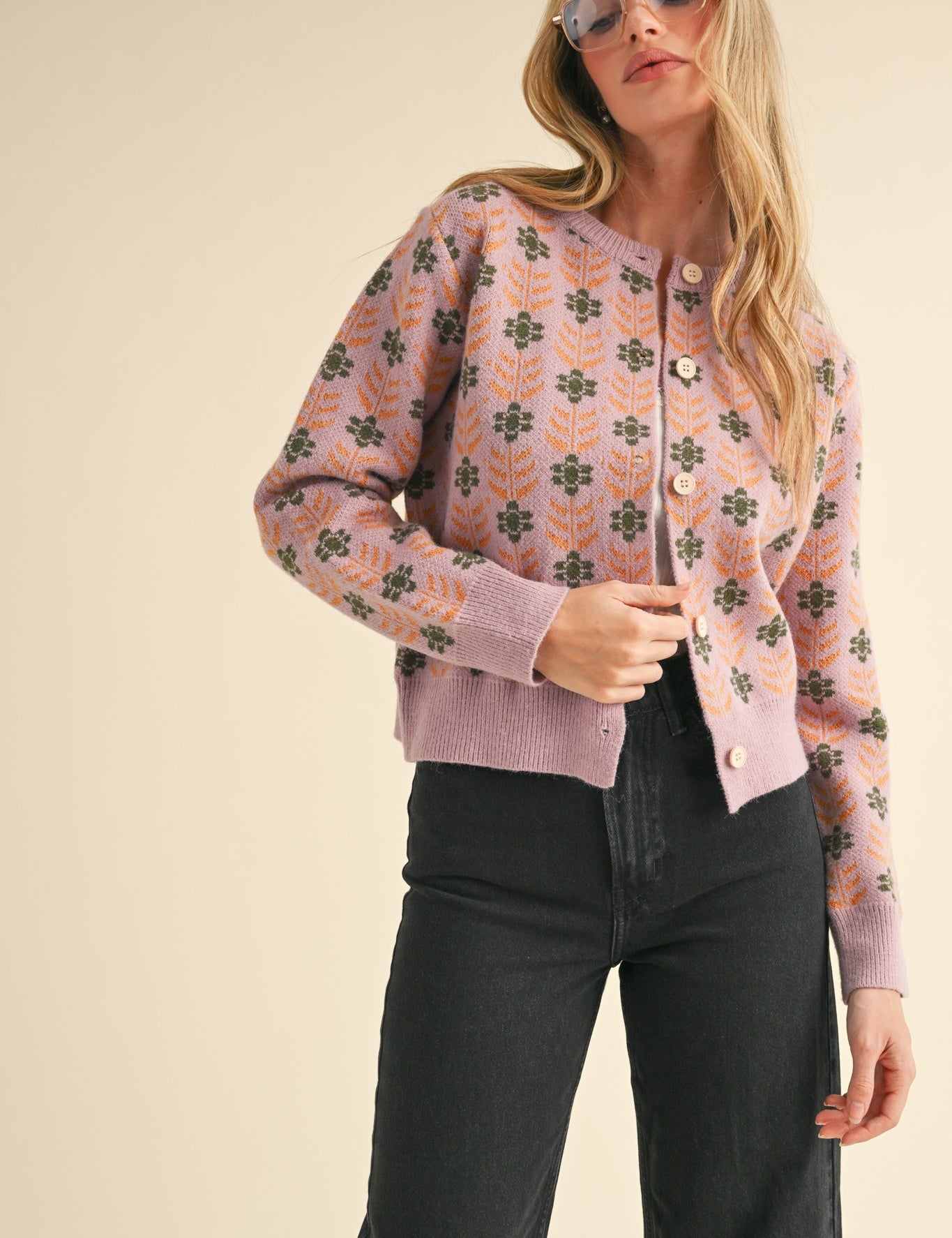 FloralButton-UpKnitCardigan_6ae8d98b-46dd-4484-a019-b983c4070bf1.jpg